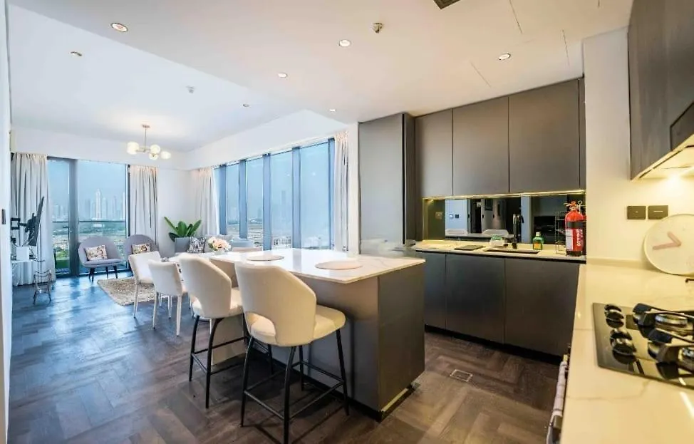 Business And Leisure Hub Apartment Dubai