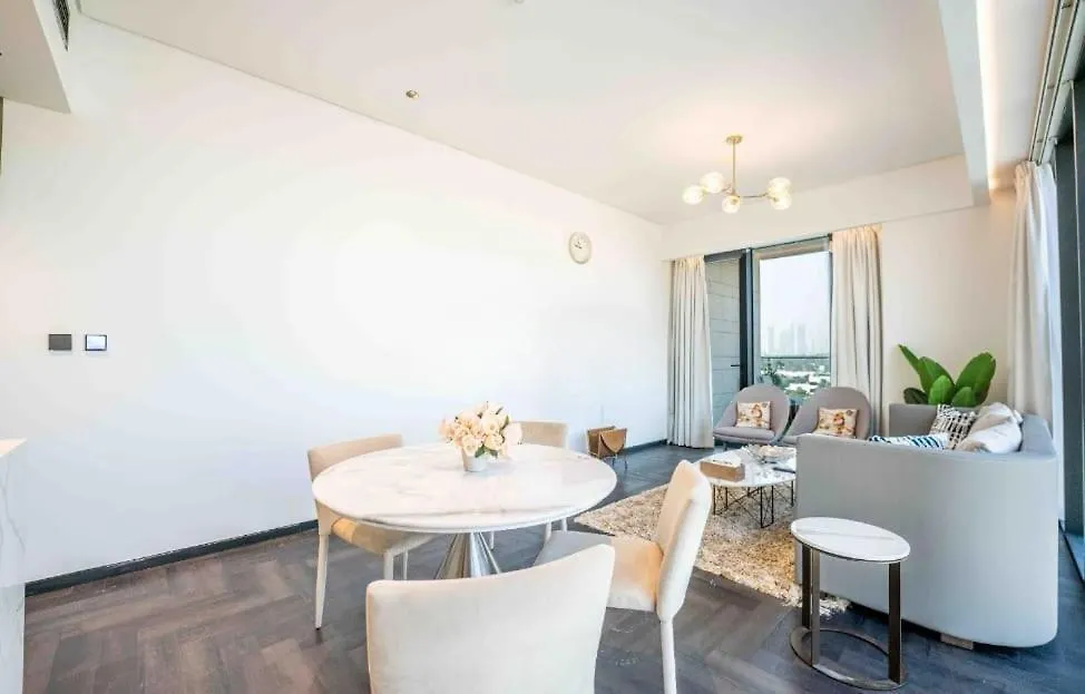 Business And Leisure Hub Apartment Dubai