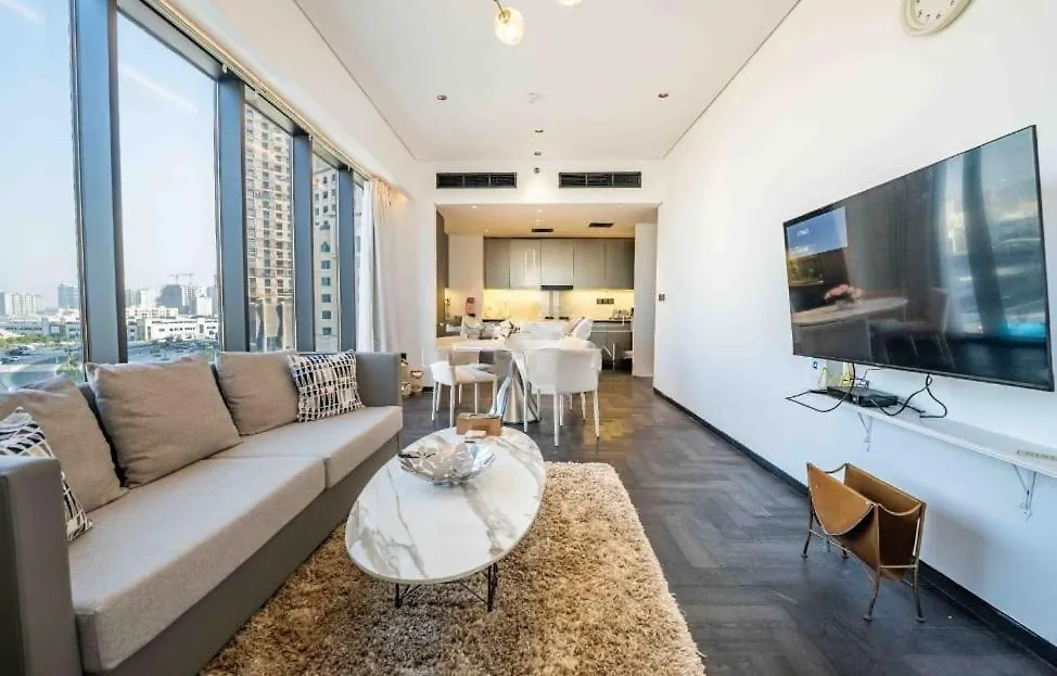 Business And Leisure Hub Apartment Dubai